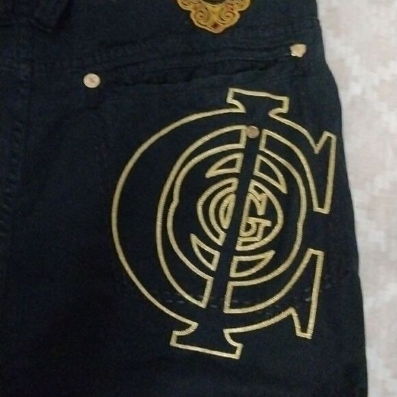 Coogi Black and Gold Embroidered Cargo Shorts Men Size 42 - Picture 5 of 10